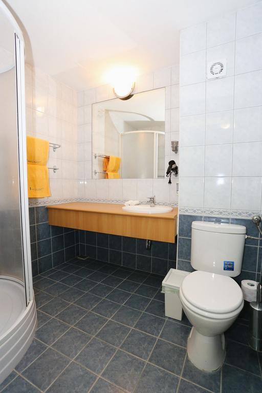 Mezzo Budapest Extérieur photo