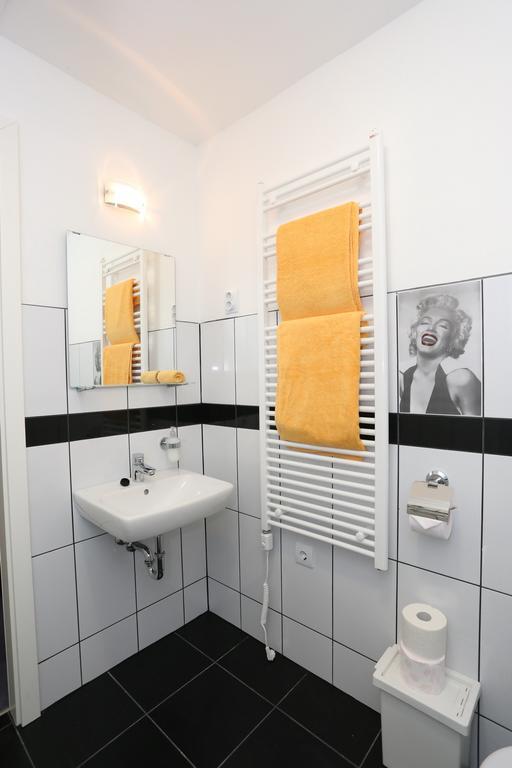 Mezzo Budapest Extérieur photo